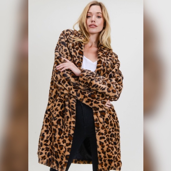 Size Small Perfect Plush Animal Print JACKET - Picture 7 of 8